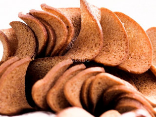 Ресторанные гренки с морской солью: Ресторанные гренки с чесноком