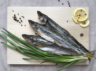 Семга чипсы: Корюшка вяленая с икрой