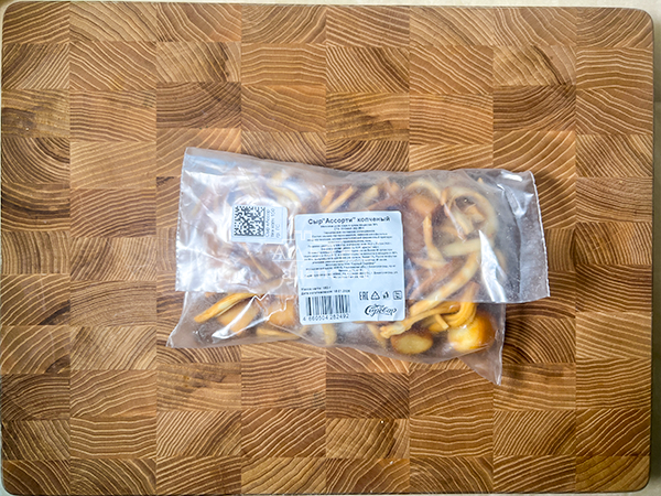 Сыр 150 гр ГОРНЫЙ СЫРОВАР (Ассорти копчёный) в Краснодаре