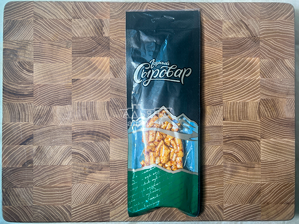 Сыр 60 гр ГОРНЫЙ СЫРОВАР (Бочонок копчёный с аджикой) в Краснодаре