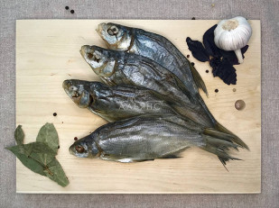 Семга чипсы: Густера вяленая