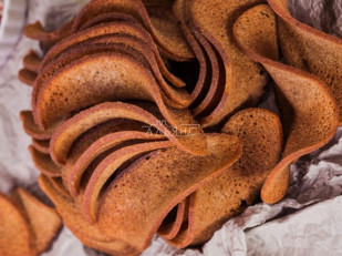 Фисташки: Ресторанные гренки с креветкой